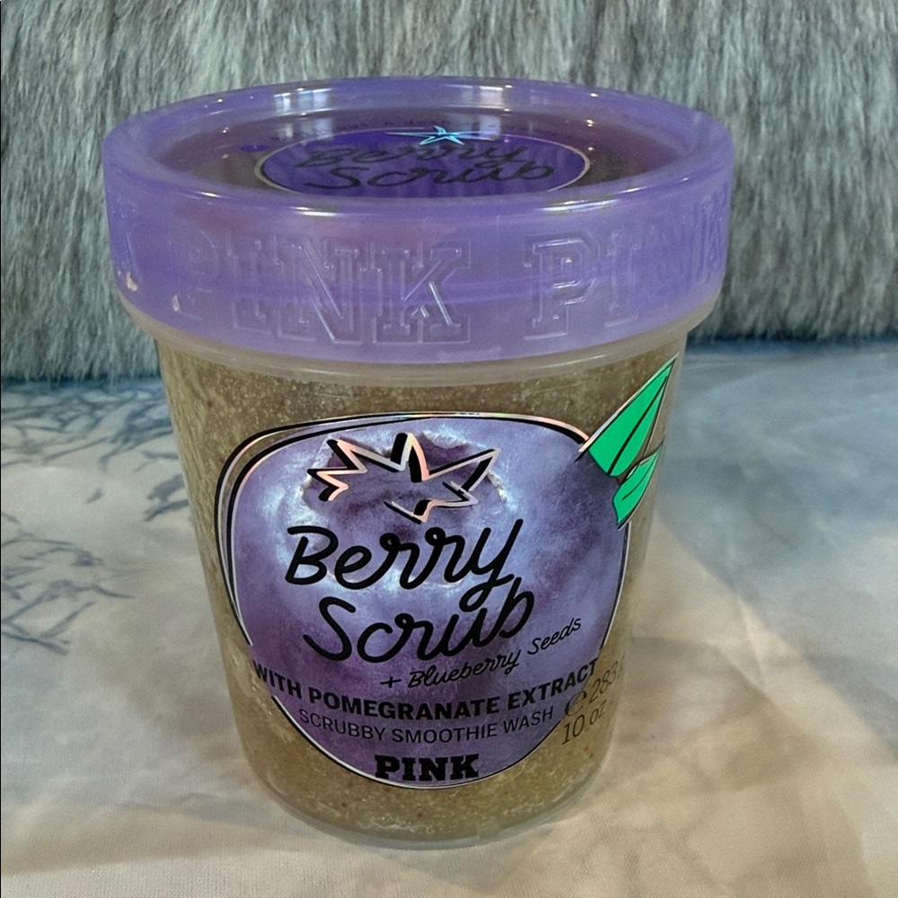 Berry Scrub with Pomegranate Extract